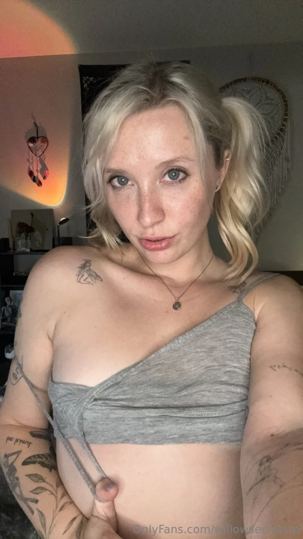 I did something really naughty after i took this photo do you wanna 