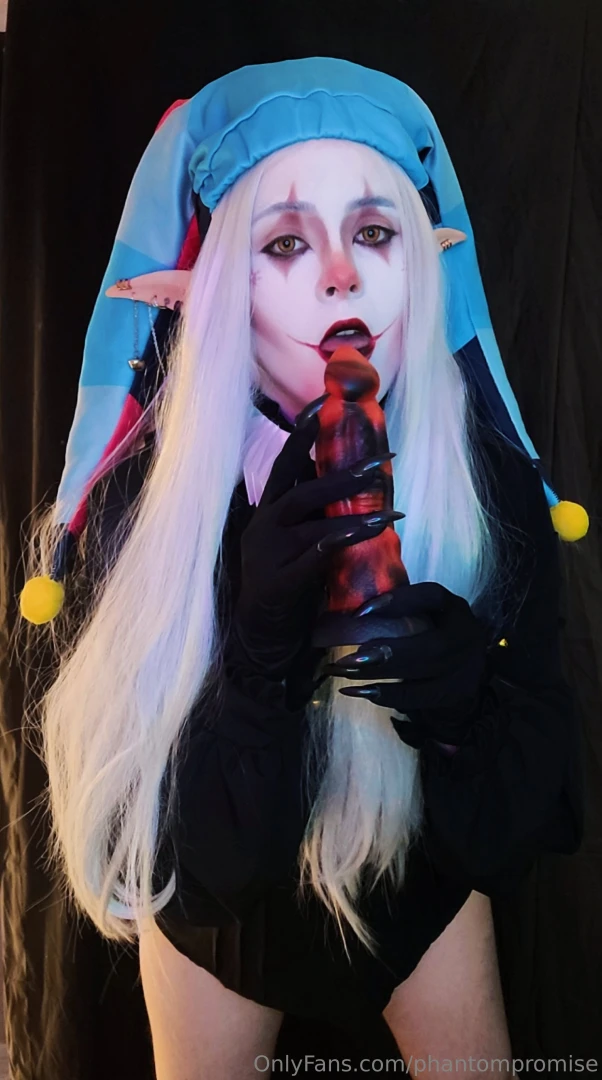 Step right up come watch the little clown twink s stupendous act where part 2 