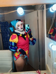 Sexy lil clown boy fizzarolli gives you a special backstage pass send