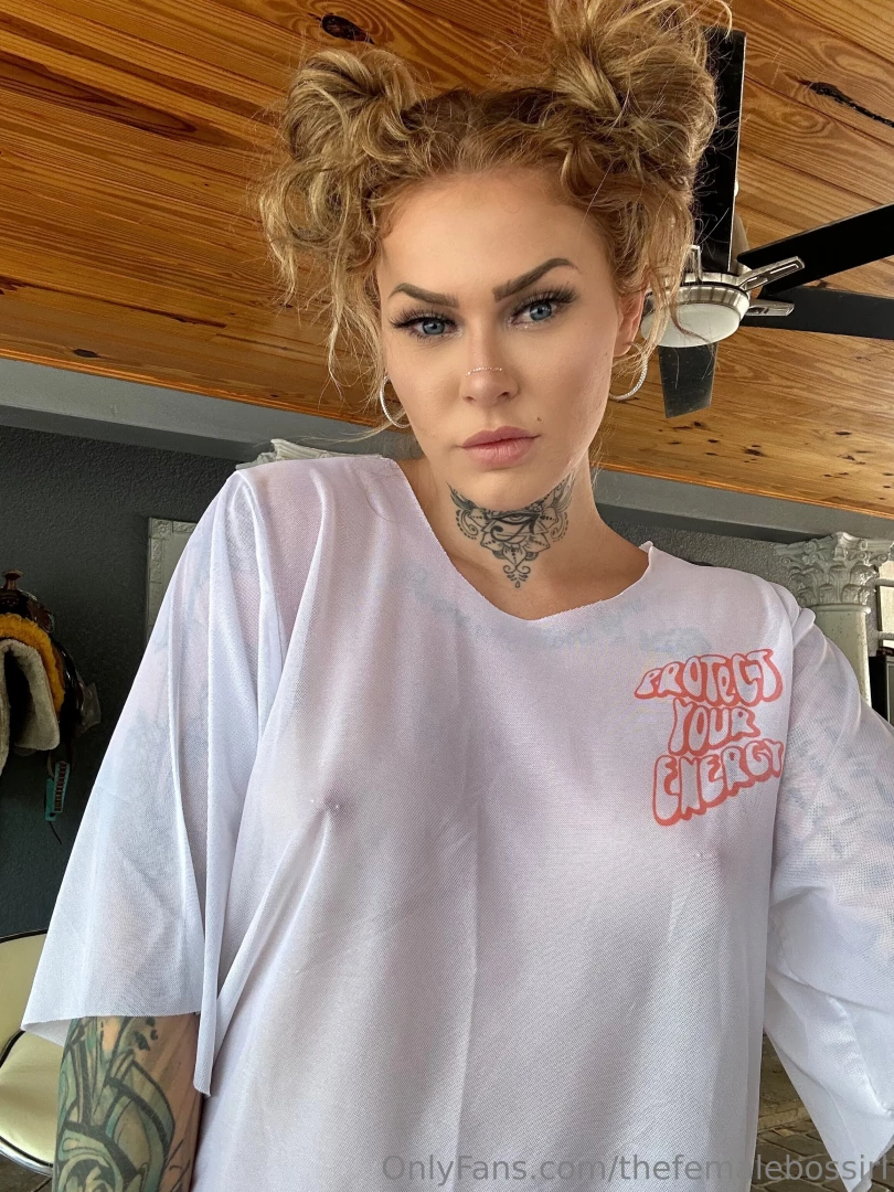 Serving titties and attitude 