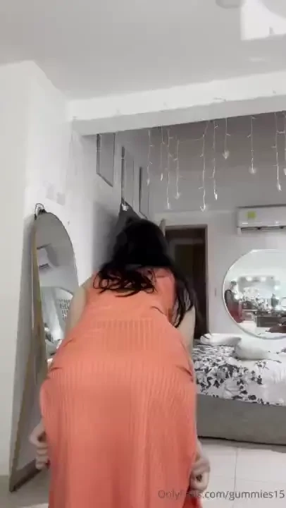 Hasta en fachas esas nalgas tienen flow 