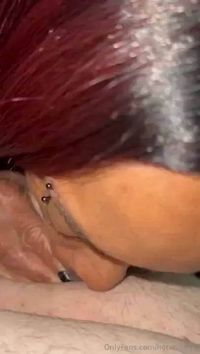 Hubby615 says i sure can suck a dick 