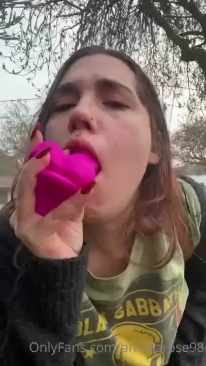 Good sluts always deepthroat 