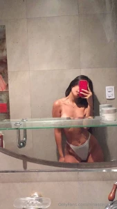 Est ce que tu aimes ma salle de bain