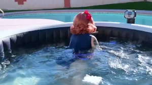 Haru getting nakey in the hot tub