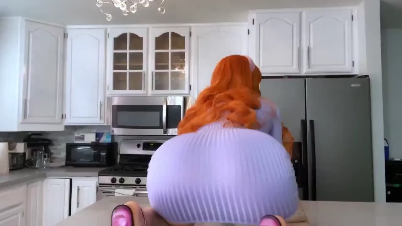 Daphne is pretty good at riding tentacles 