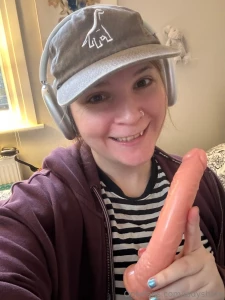 What do you think should this go in my pussy or ass part 1