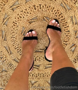 Footfetishdom part 21