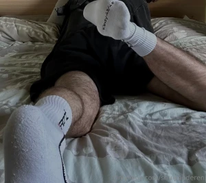 Hey to my socks lovers if like me you like sexy socks come give me part 1