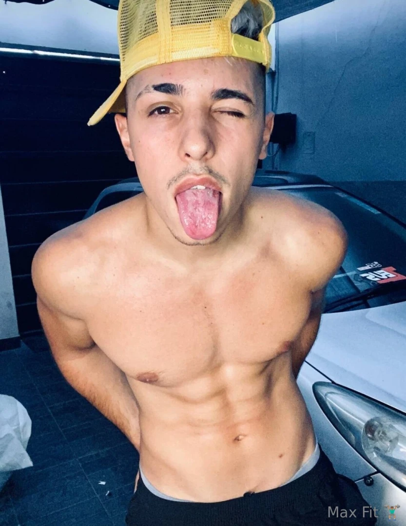 Free free free hello baby i m santihott32 vip santinohotvip free latin part 54 