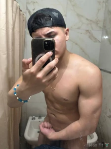 Rodriihot rodriihot im active 24 7 to satisfy you my love subscribe