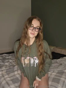 I m not wearing anything under my hoodie