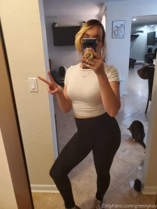 Hey lovelies sad news i couldn t get my legs waxed cuz my hair wasn t