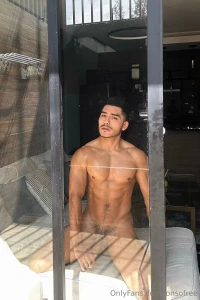 Check out this power lat n bottom blaslimaxxx this colombian model is