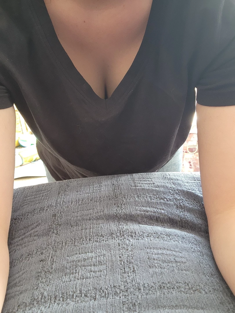 Hey babe my eyes are up here 