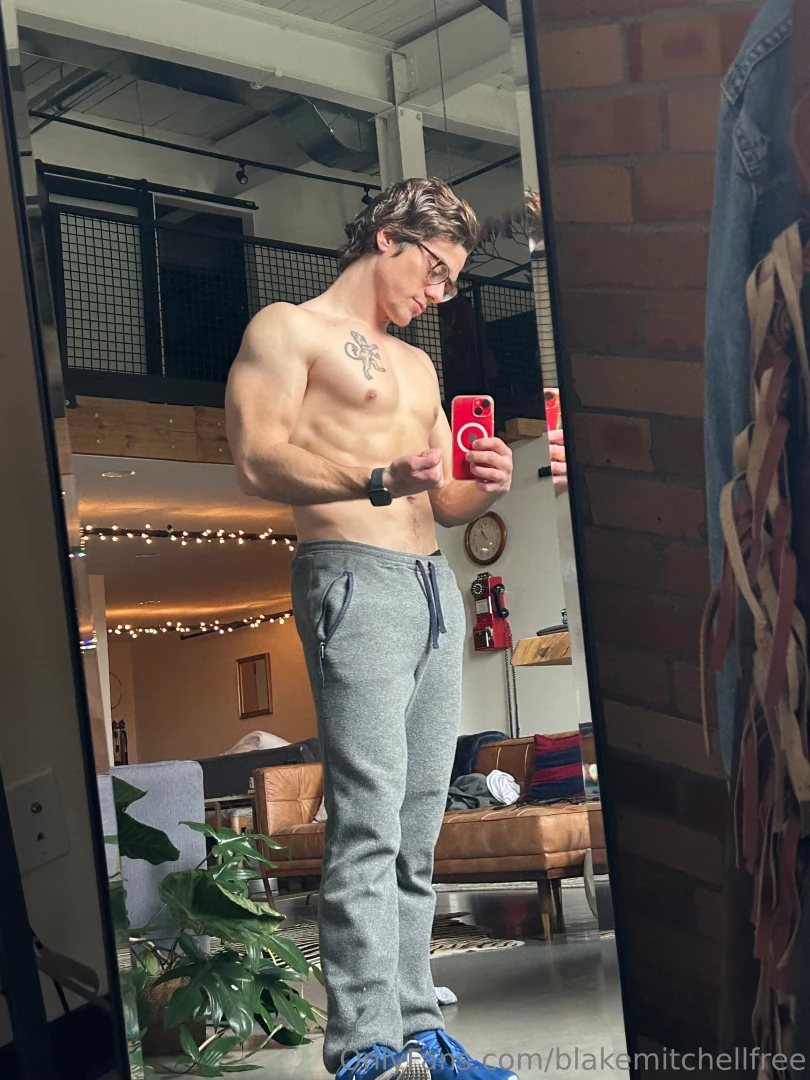 Post workout boner is crazy 