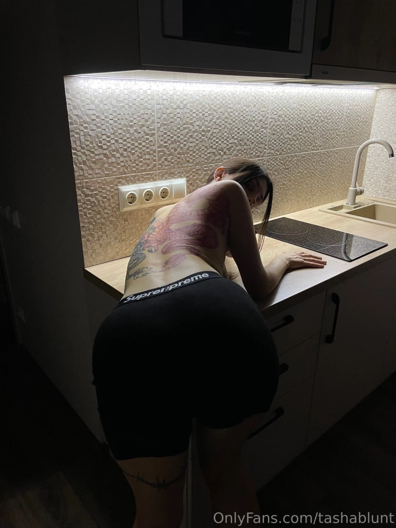 My ex says i m so hot that i even burn food 