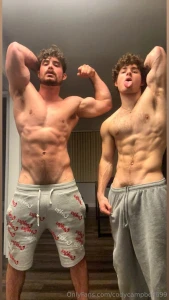 Doing facetime sessions and customs with my bro right now only text