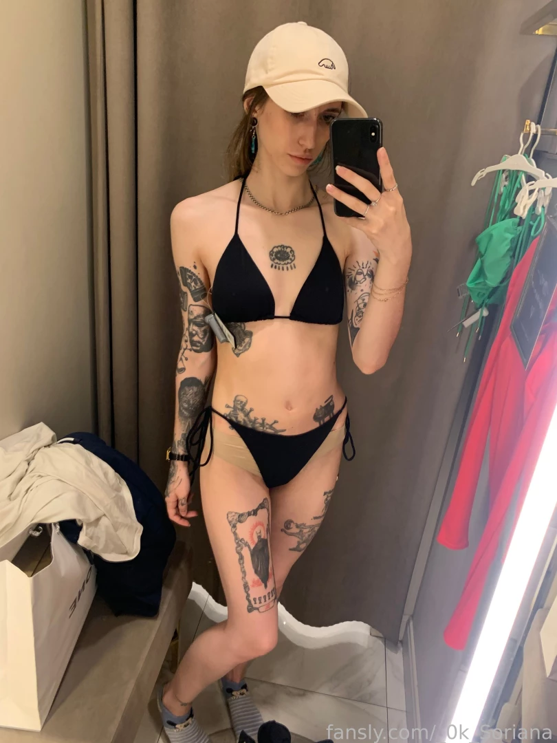 I reckon the black one is better part 1 