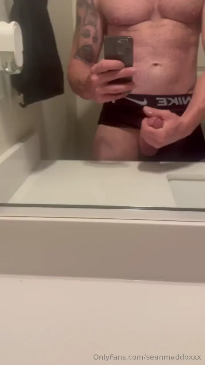 Do you like it when daddy strokes his thick meaty cock 