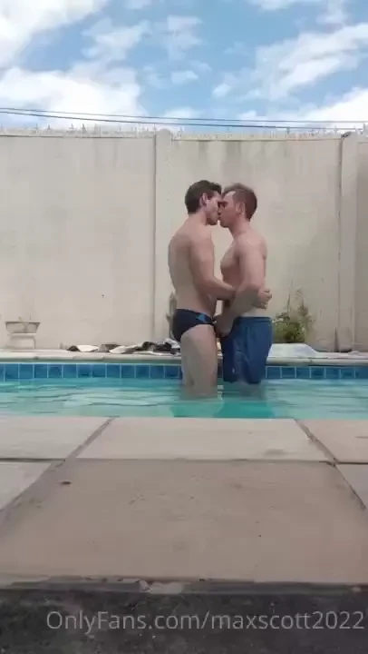 Random videos and pictures poolside part 6 