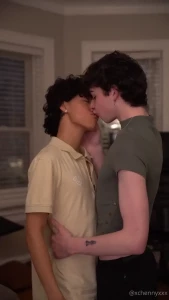 Had the hottest threesome with these two i let the two of them use my part 1