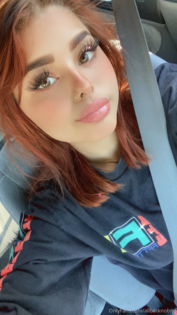 Here s my face cause i m also pretty 