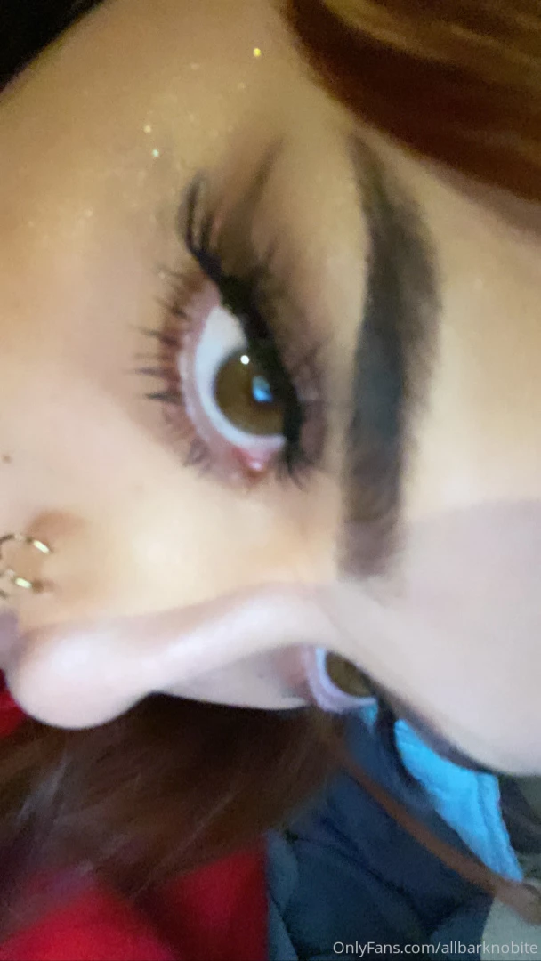 I just like my eyes here lol 