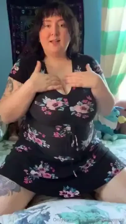 Mommy gives you gentle and encouraging joi 