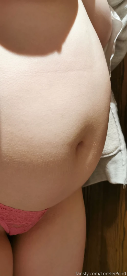 Got taken out to dinner and fed well kink belly bellyinflation part 17 