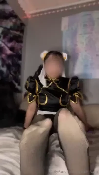 Sniff my asian feet in these sweaty stockings 