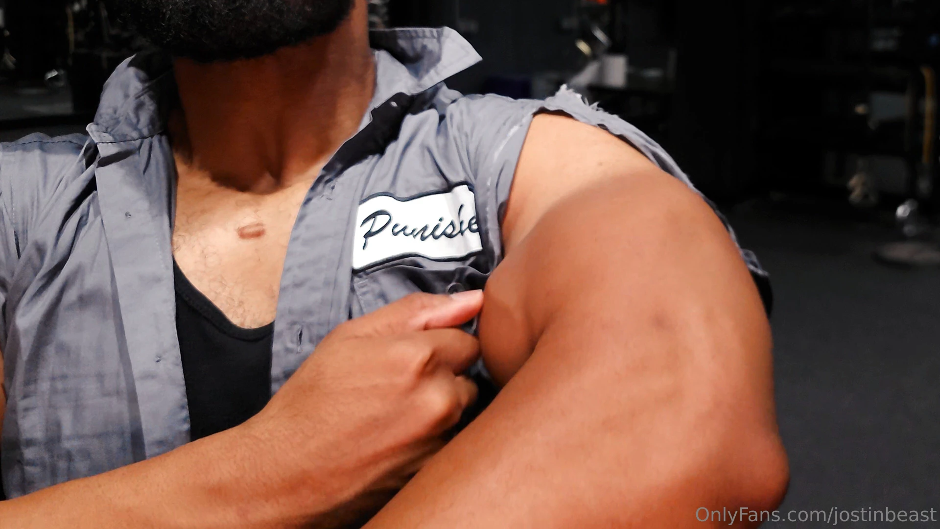 You know you want all this lunk see this beefy meathead maybe don t part 1 