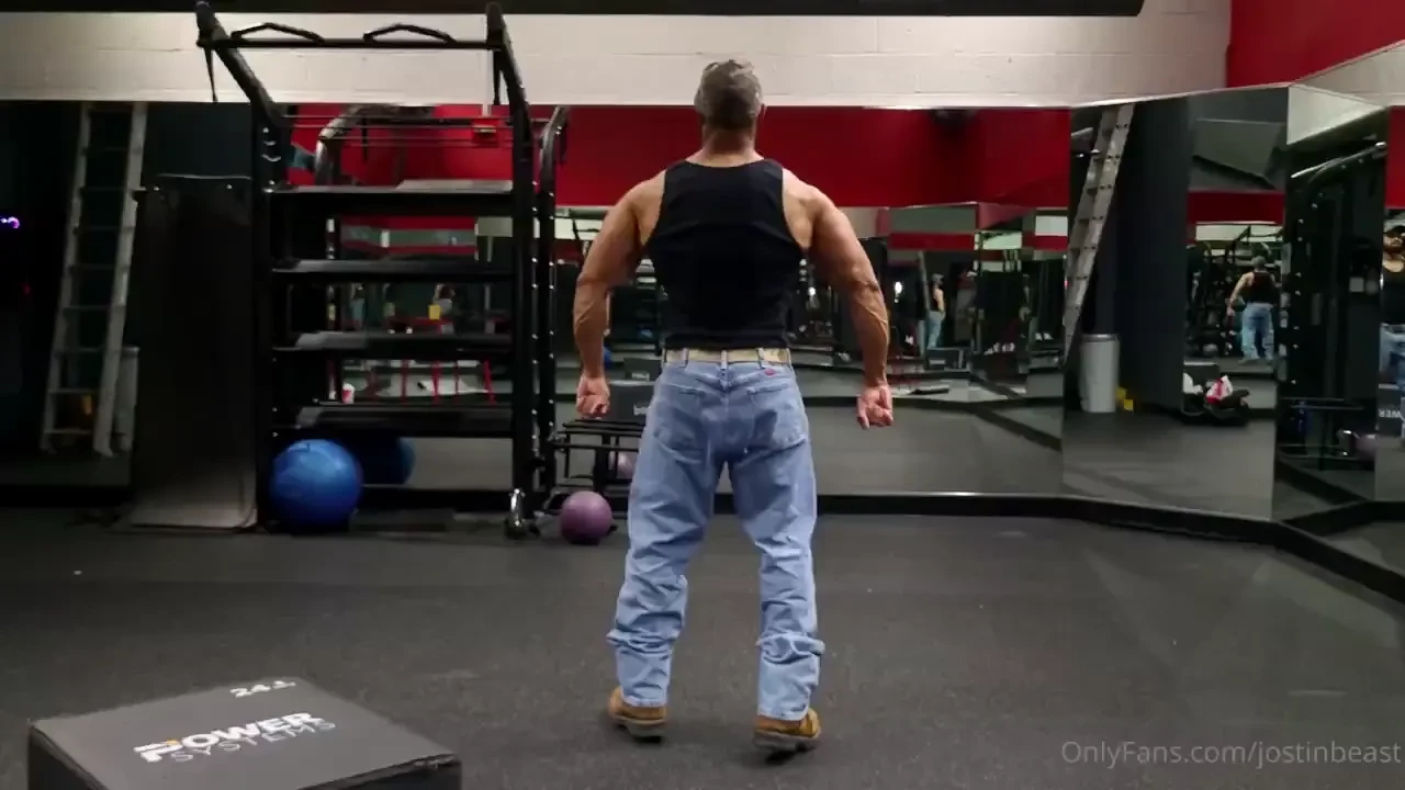 No wife-beaters here just the bro-beater now if only there was a bro 