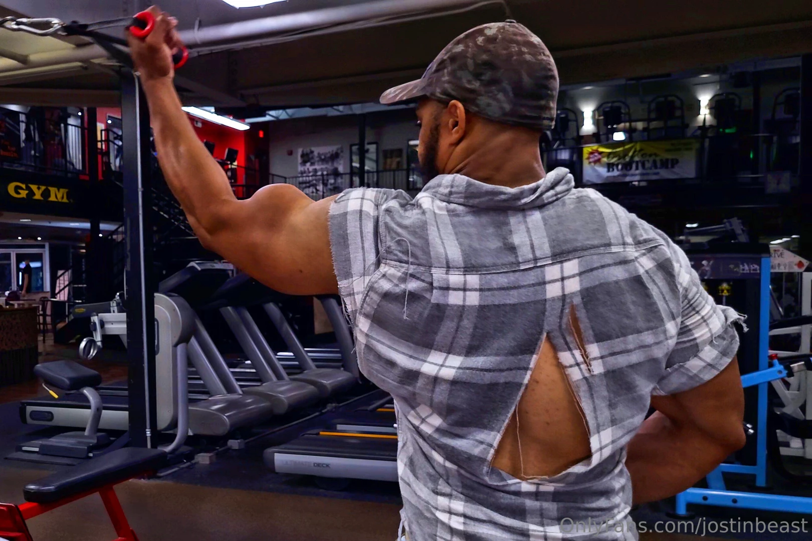 Hear the burly beast pushin and the threads poppin part 2 