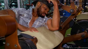 Hear the burly beast pushin and the threads poppin part 5