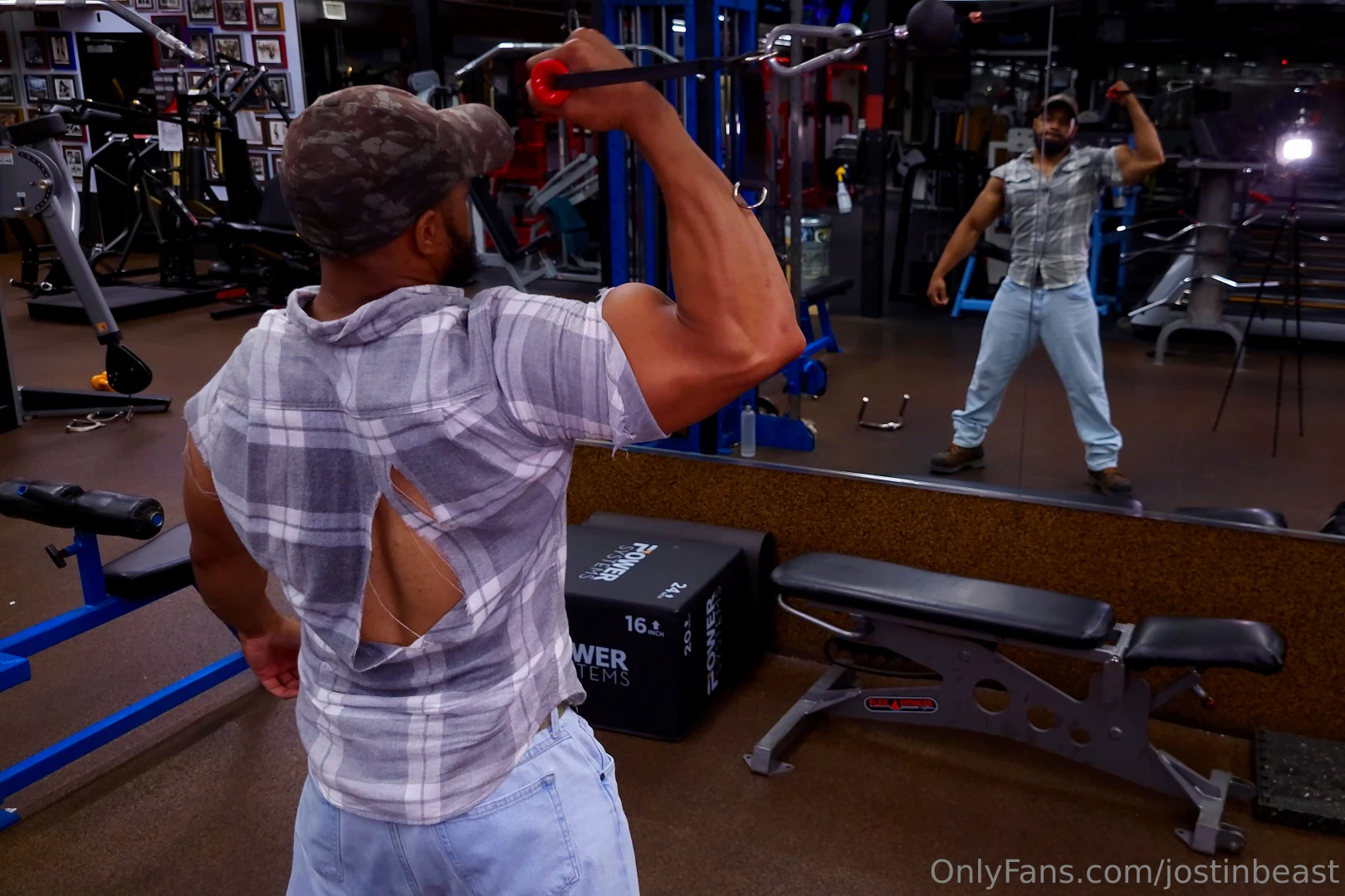 Hear the burly beast pushin and the threads poppin part 1 