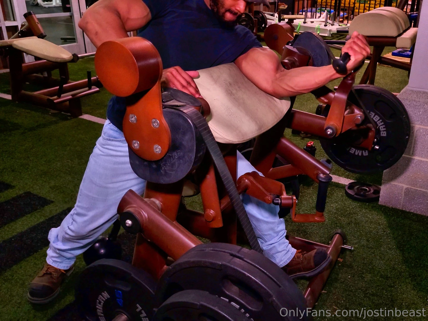 The burliest of bulky meatheads in his element getting bulkier part 7 