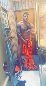 Who ever tips 25 gets a free nude of there choice