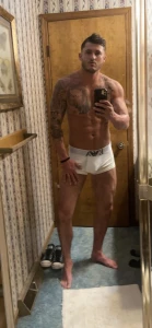 See the naked pictures of this in messages