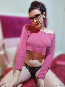 How do you like me better with glasses or without them i think they