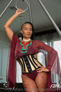 I see you peeking don t be shy lets get to know each other tip for