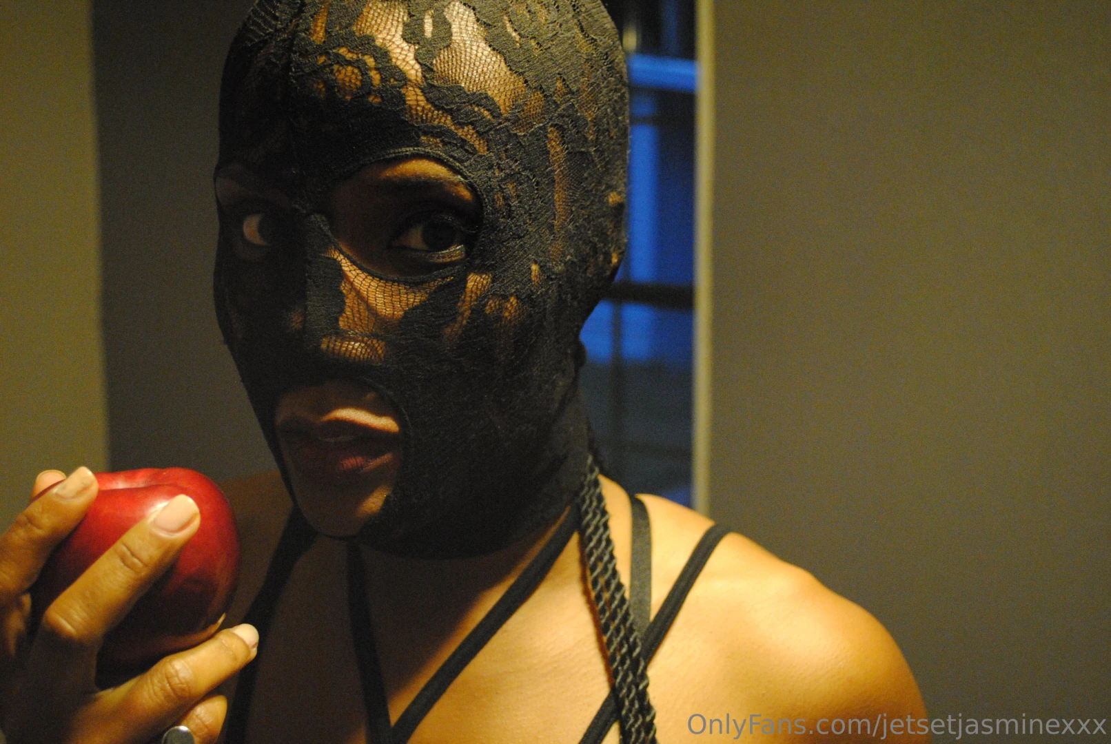 Don t you wish you could listen to me eat this apple while you imagine part 1 