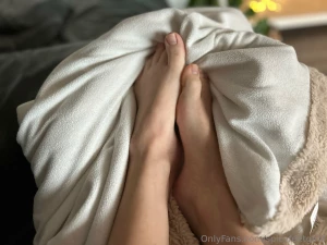 Some of my first feet pics ever how do you like them part 1