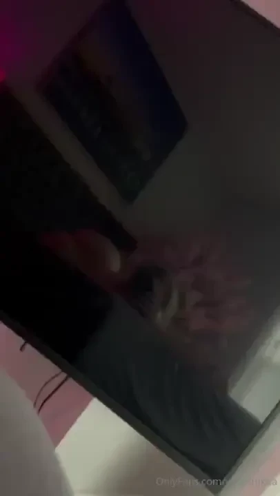 Last night this big thing is shaking 