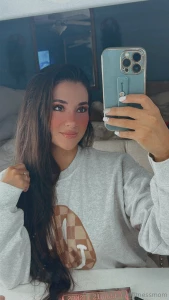 Traveling today anyone who unlocks my last dm gets a free video of my