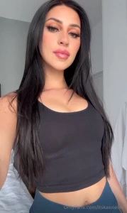 Do you wanna see a spicier view part 1