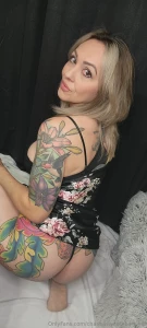 Slow down and look at me touch me and lick me all over babe don t stop