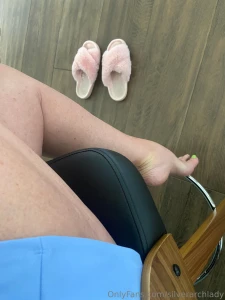 These pretty thighs might get a ticket for being too luscious thighs part 1