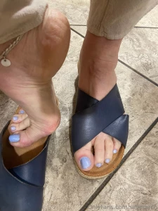 A dinner out secret pics feet foot prettyfeet higharchfeet
