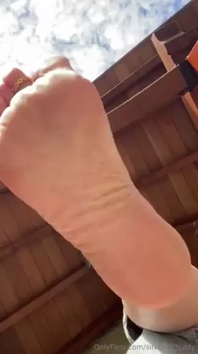Feet soles toes footfetish 